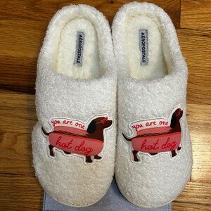 Aeropostale Ivory Dachshund Slippers Size Large